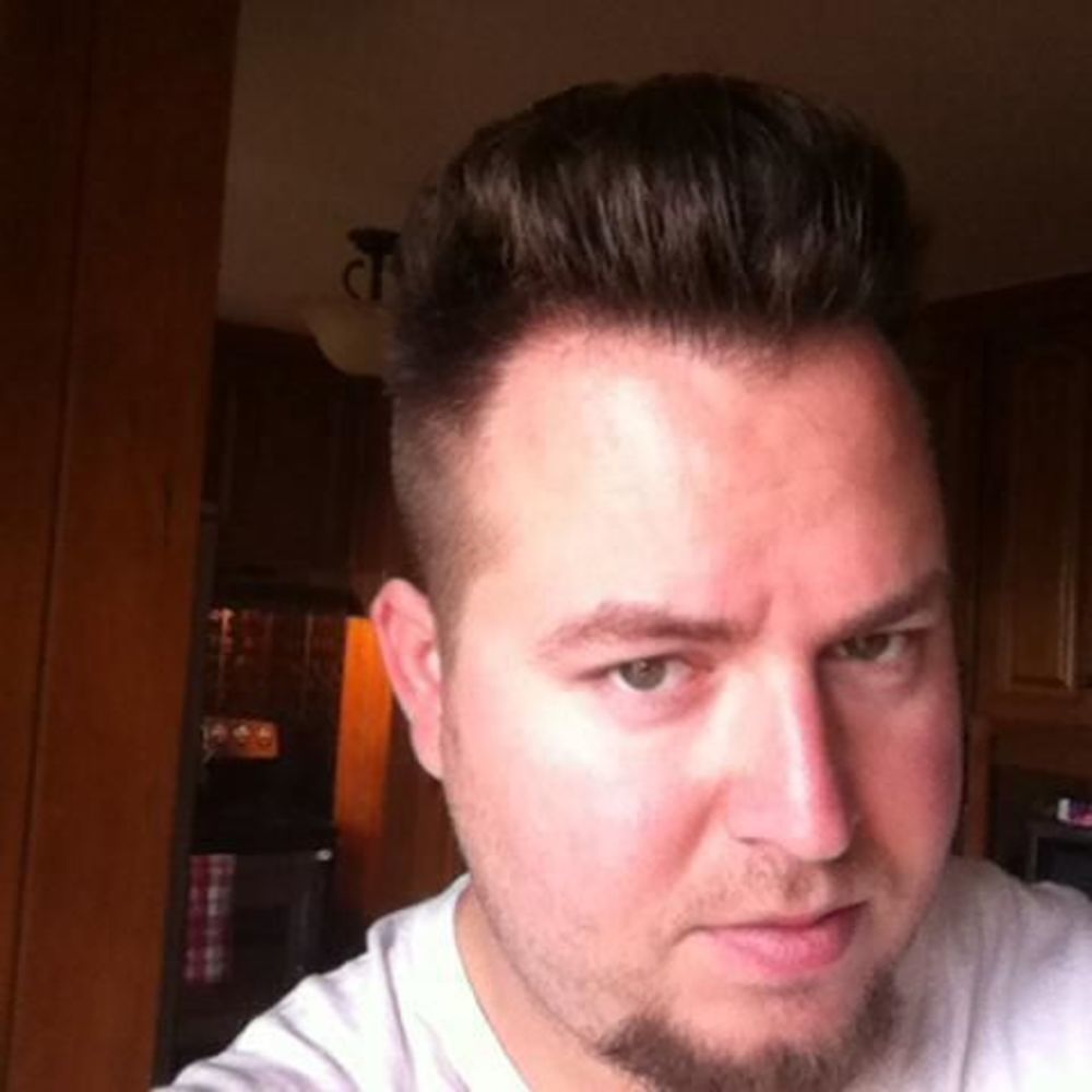 Meet your Posher, Chris